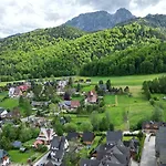 Krzeptowki Mountain By Bookinghost *