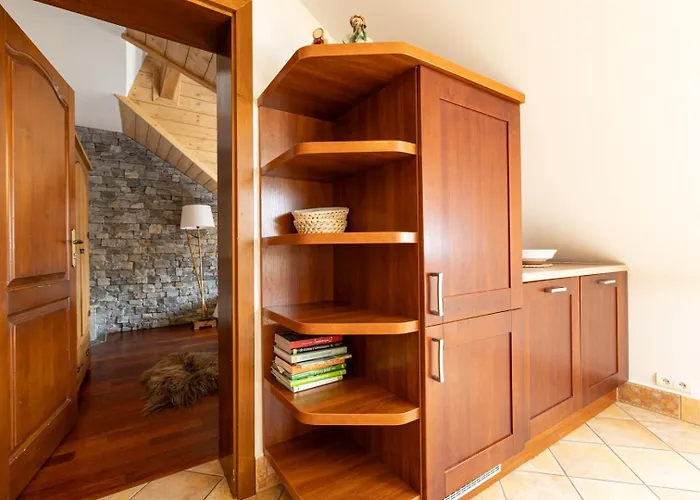 Krzeptowki Mountain By Bookinghost זקופאנה